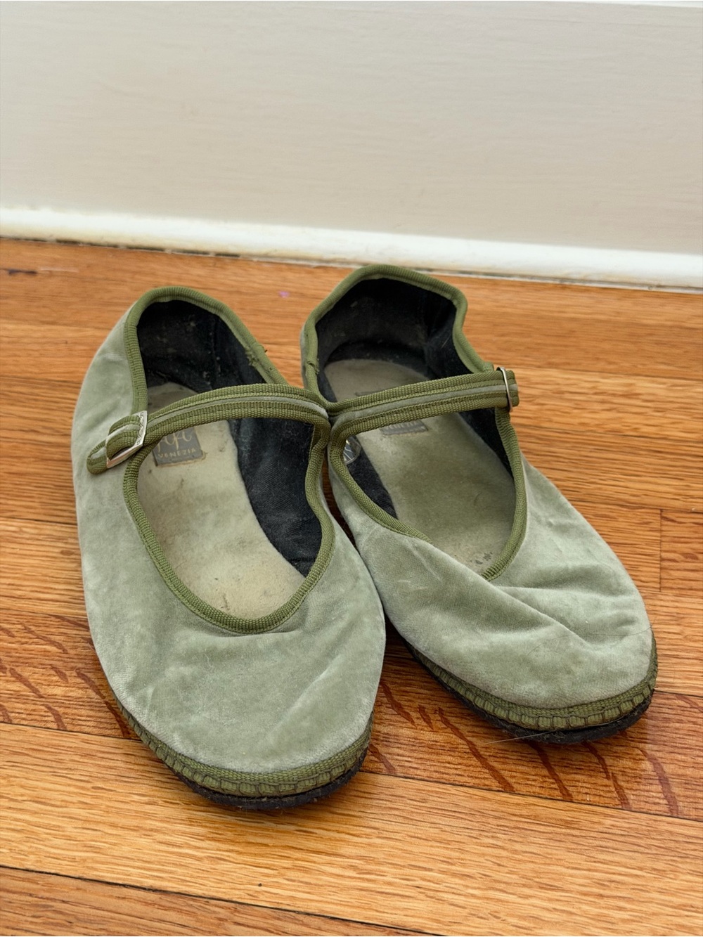 Fifi Venezia Velvet Grosgrain Trim Mary Jane Flats